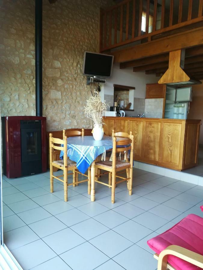 Gite Rural Charentais Les Essards  Zewnętrze zdjęcie